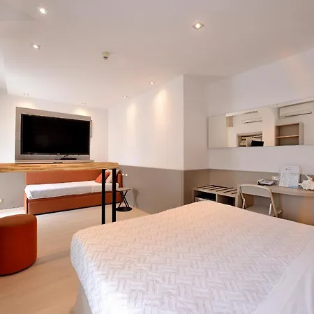 Hotel Colorado 4*